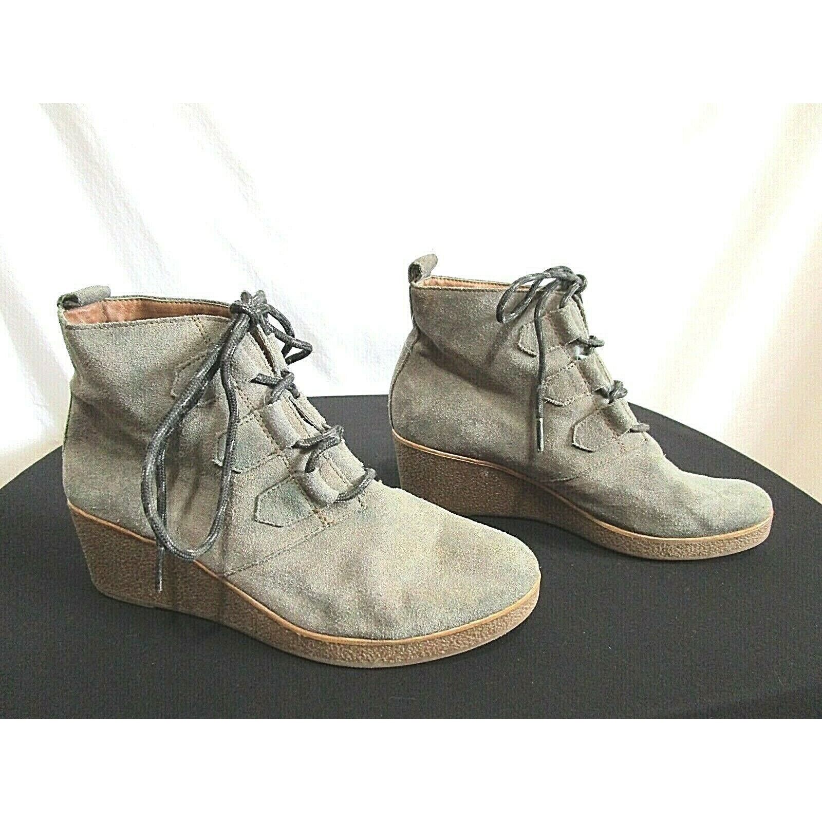 Lucky Brand Jaemma Gray Suede Lace Up Wedge Heel Ankle Boots Women Sz 6.5m
